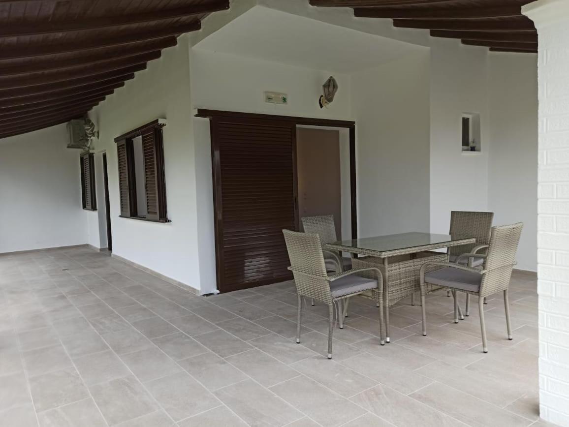 Lord Complex Aparthotel Agios Georgios  Luaran gambar
