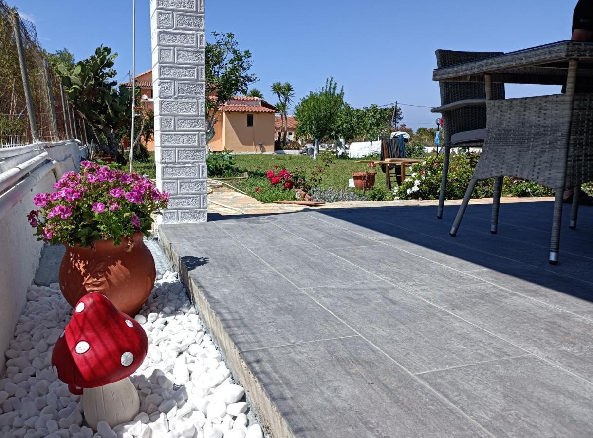 Lord Complex Aparthotel Agios Georgios  Luaran gambar